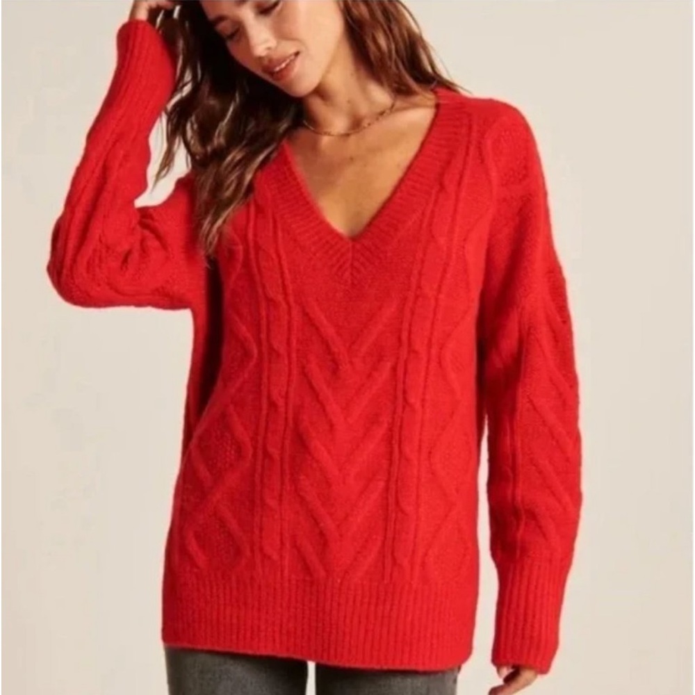Abercrombie & Fitch Cozy Oversized V-Neck Cable Knit Red Sweater Acrylic Blend